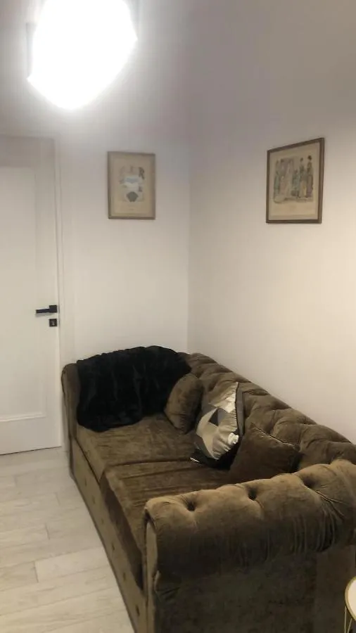 아파트 Ultracentral Apartament Calea Victoriei 부쿠레슈티 루마니아